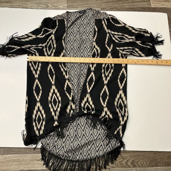 Rue 21 women’s cardigan Size M Open Front Tassel Fringe Aztec Print Polyester - Picture 4 of 8